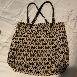 MICHAEL KORS Tote